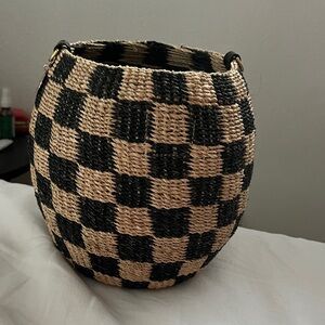 Clare V Black and Tan Checkered Basket